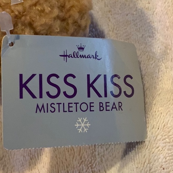 Hallmark kiss kiss mistletoe bears set with magnetic noses - Picture 5 of 5